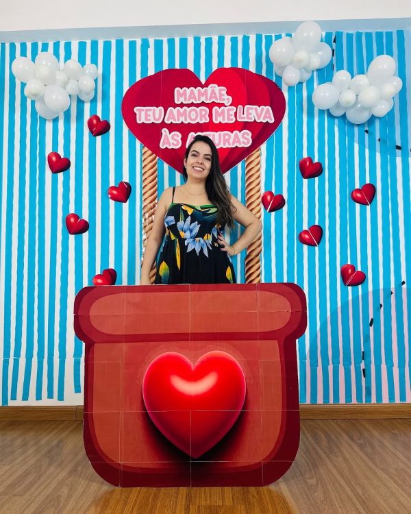 PAINEL VOANDO ALTO DIA DAS MÃES